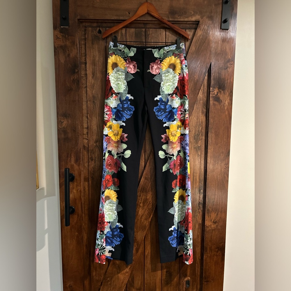 Alice + Olivia Andrew Mid Rise Pants. - Picture 9 of 12